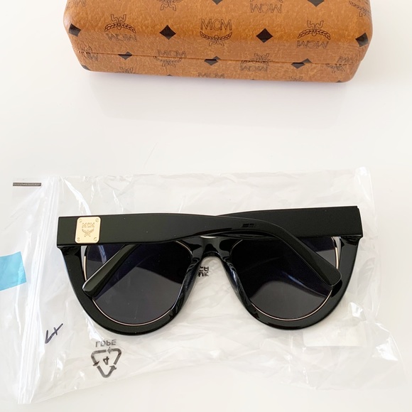 MCM Sunglasses, New - Picture 7 of 13